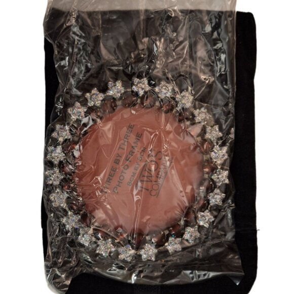 Two's Company Oval Double Austrian Crystal Picture Frame 3" Round Frame NIB - Picture 4 of 6